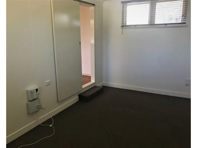 26 McNamara Street, Centenary Heights QLD 4350