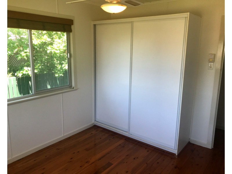 26 McNamara Street, Centenary Heights QLD 4350