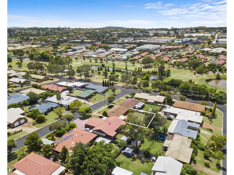 6 Schultz Street, Kearneys Spring QLD 4350