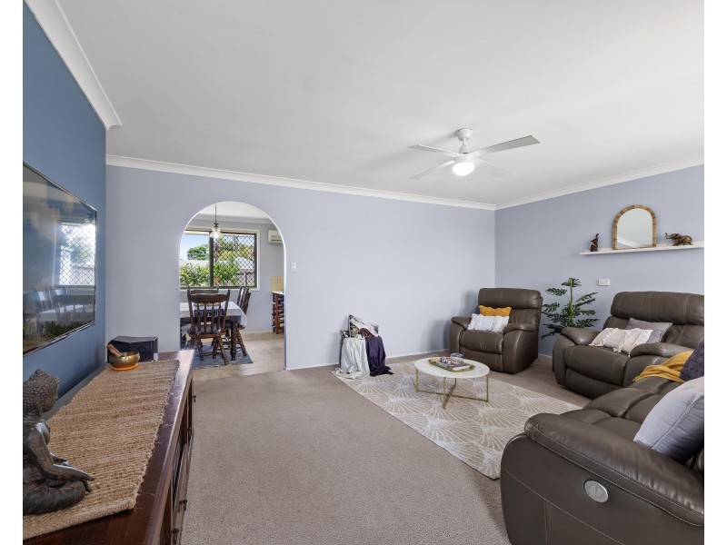 6 Schultz Street, Kearneys Spring QLD 4350