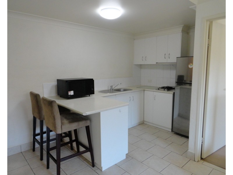 11/9 Uniplaza Court, Kearneys Spring QLD 4350