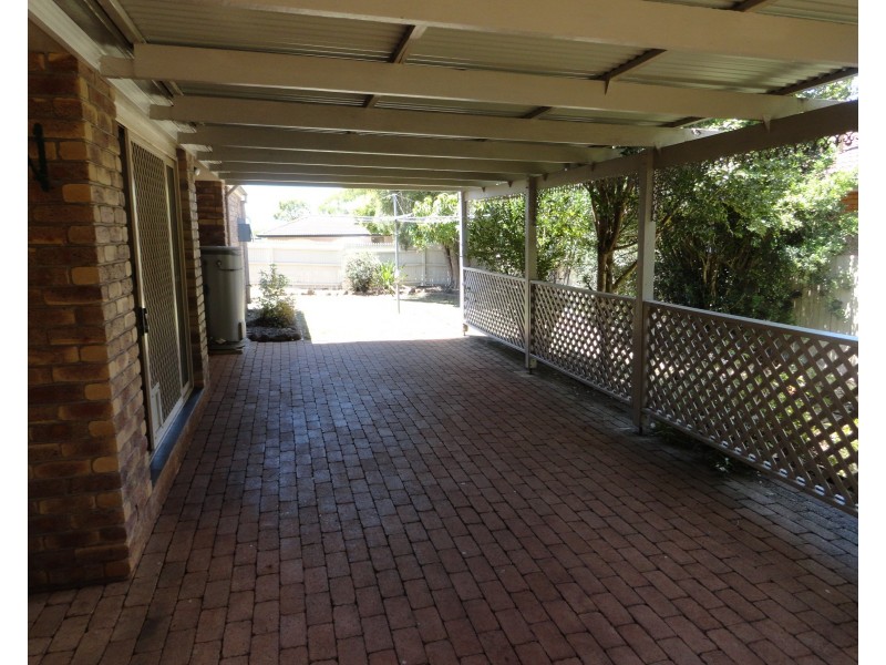 12 Cleary Street, Centenary Heights QLD 4350