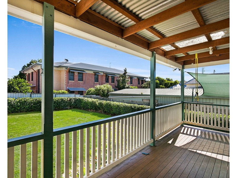 14 Alice Street, East Toowoomba QLD 4350