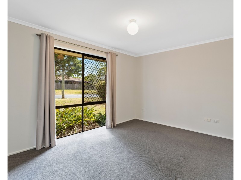 12 Broadfoot Street, Kearneys Spring QLD 4350