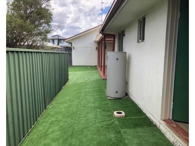 2/6 Canning Street, Drayton QLD 4350