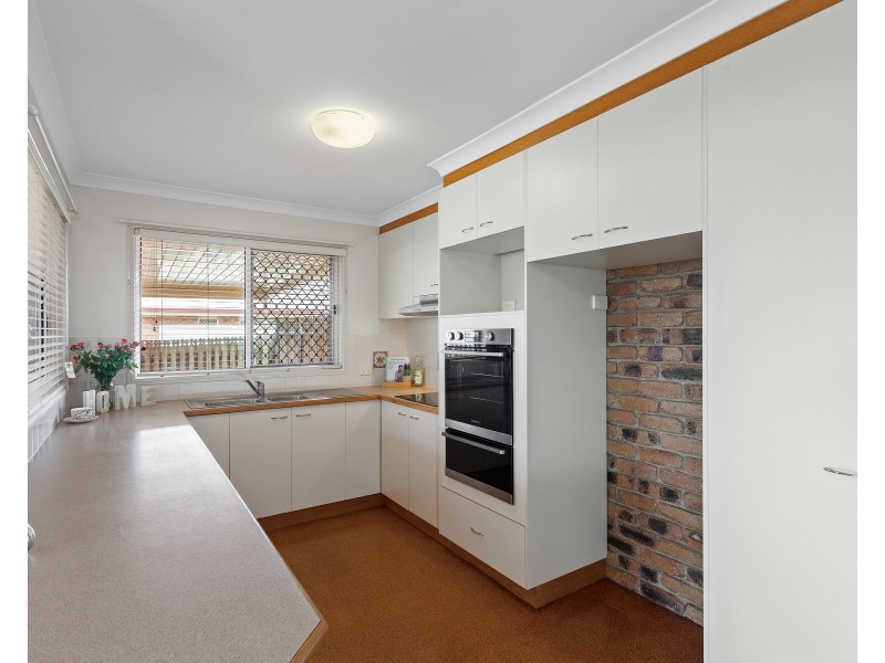 3 Glover Close, Kearneys Spring QLD 4350