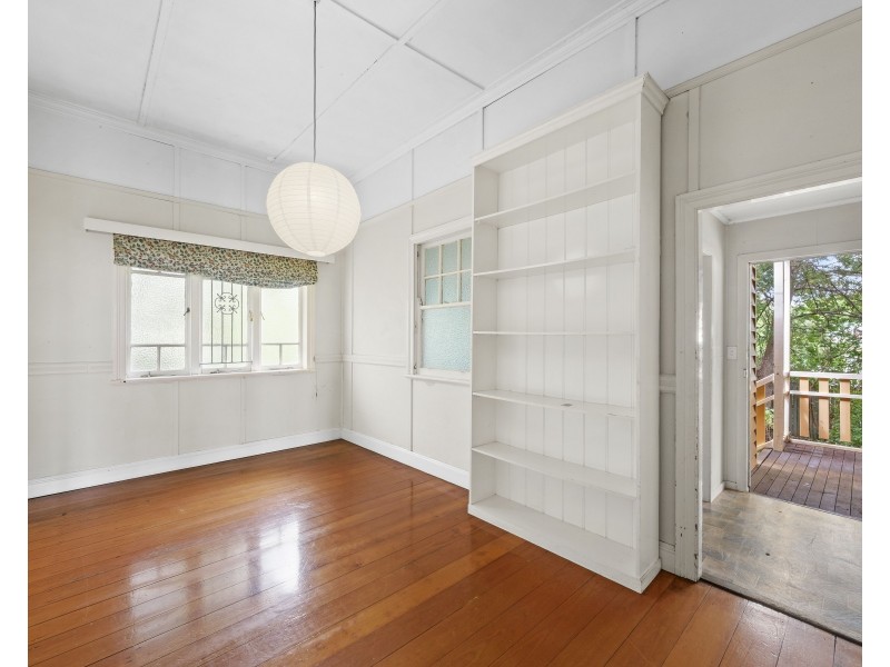 46 Eleanor Street, East Toowoomba QLD 4350