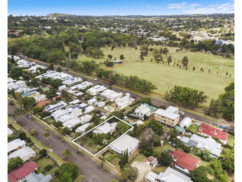 46 Eleanor Street, East Toowoomba QLD 4350