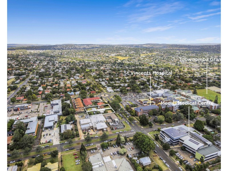 88 Curzon Street, East Toowoomba QLD 4350