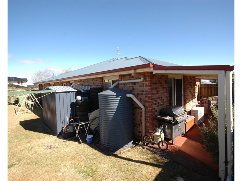 4/22A Spencer Street, Harristown QLD 4350