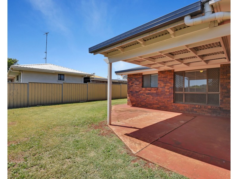 12 Nandi Court, Newtown QLD 4350