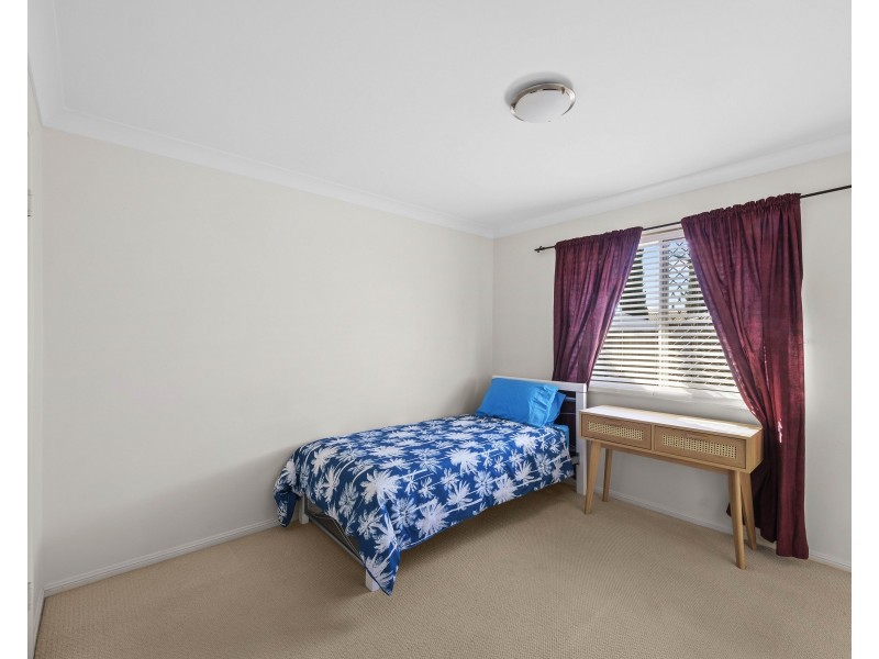 2/244 Mackenzie Street, Rangeville QLD 4350
