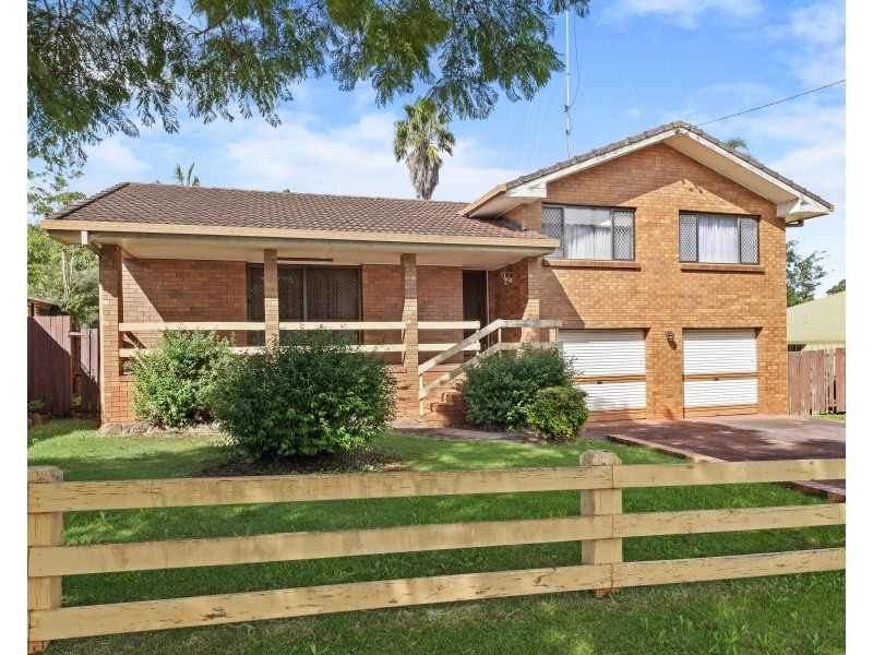 816 Ruthven Street, Kearneys Spring QLD 4350