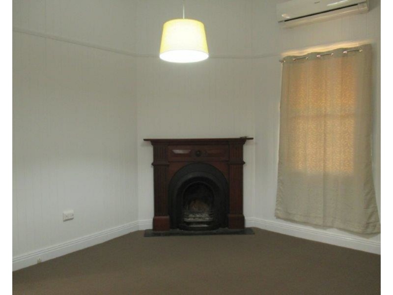 16 Kennedy Street, North Toowoomba QLD 4350