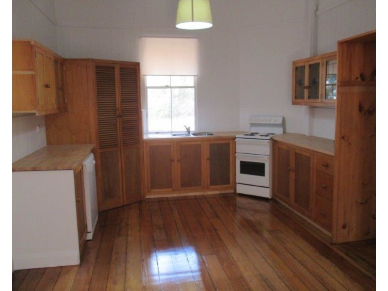 16 Kennedy Street, North Toowoomba QLD 4350