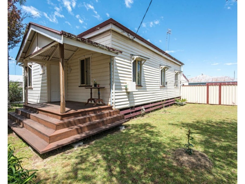 35 Raff Street, Toowoomba City QLD 4350