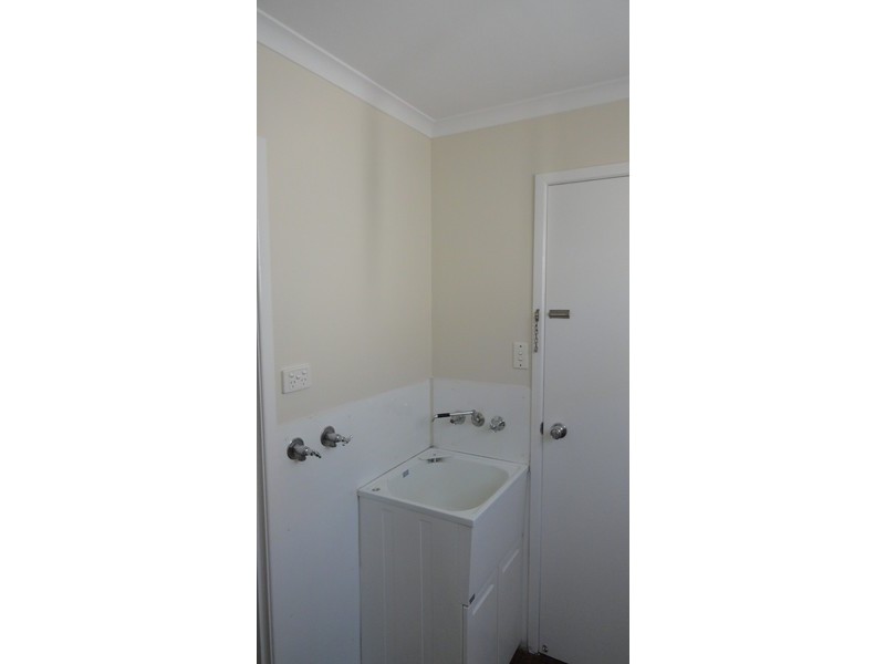 1/136 Ramsay Street, Centenary Heights QLD 4350