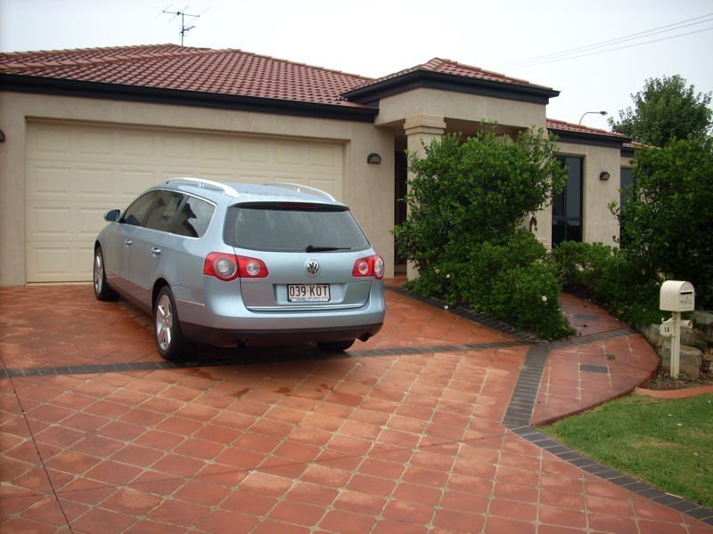 14 St Andrews Court, Middle Ridge QLD 4350