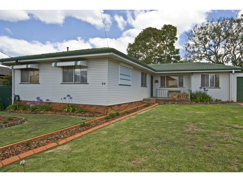 26 McNamara Street, Centenary Heights QLD 4350