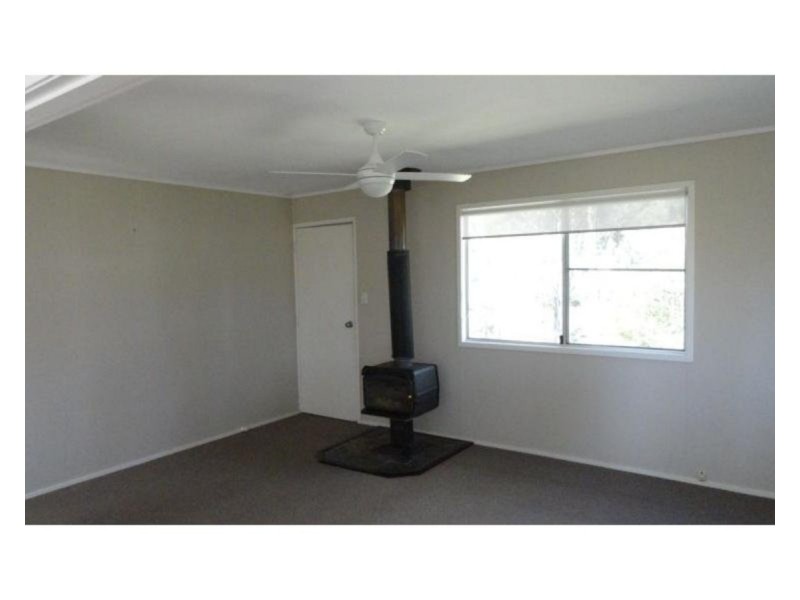 22 Lancaster Court, Top Camp QLD 4350