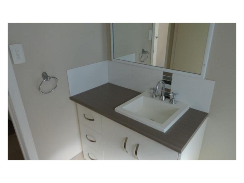 22 Lancaster Court, Top Camp QLD 4350