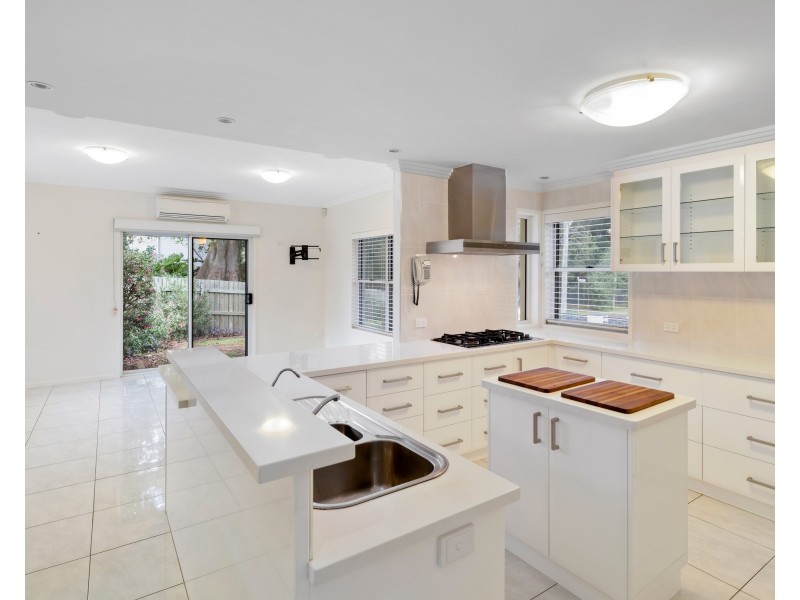 2/3 Mayes Street, East Toowoomba QLD 4350