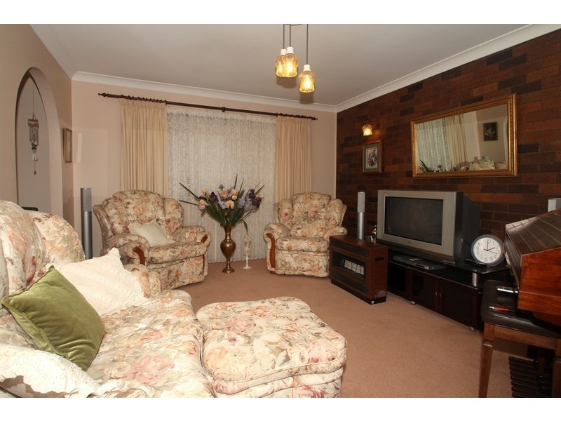 12 Dumba Street, Harristown QLD 4350