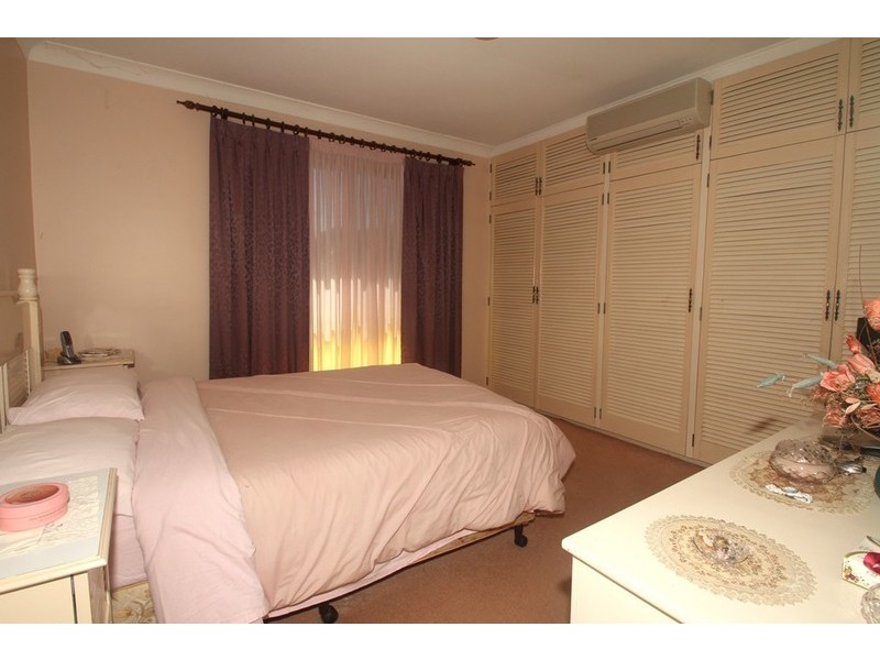 12 Dumba Street, Harristown QLD 4350