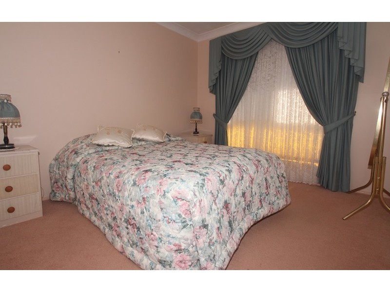 12 Dumba Street, Harristown QLD 4350