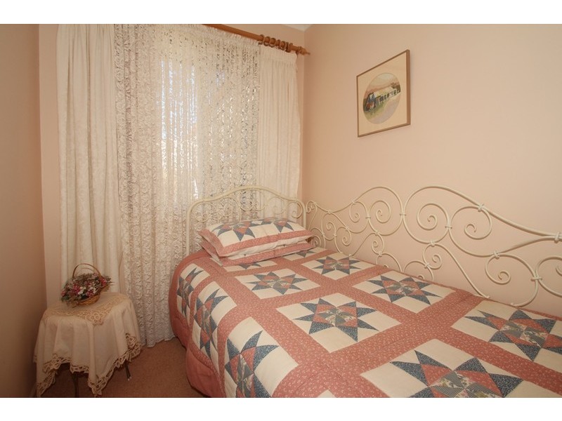 12 Dumba Street, Harristown QLD 4350