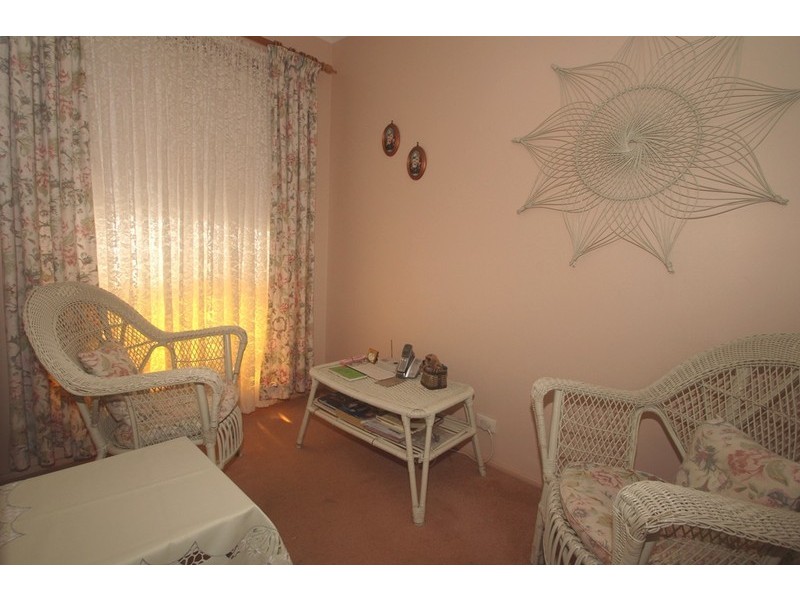 12 Dumba Street, Harristown QLD 4350