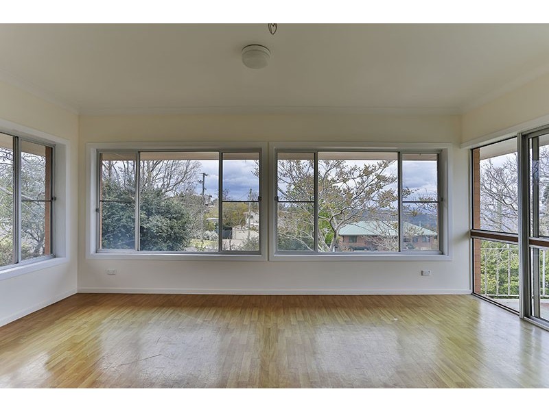 2F James Street, Rangeville QLD 4350