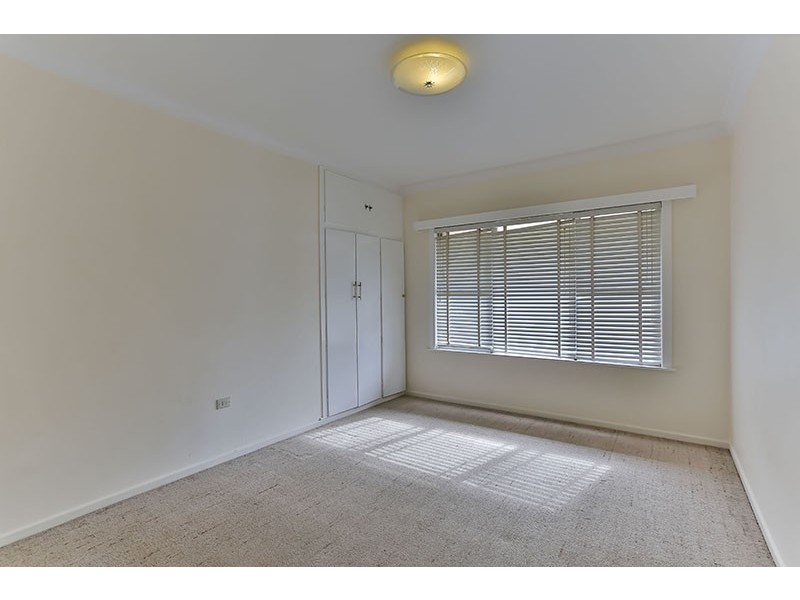 2F James Street, Rangeville QLD 4350