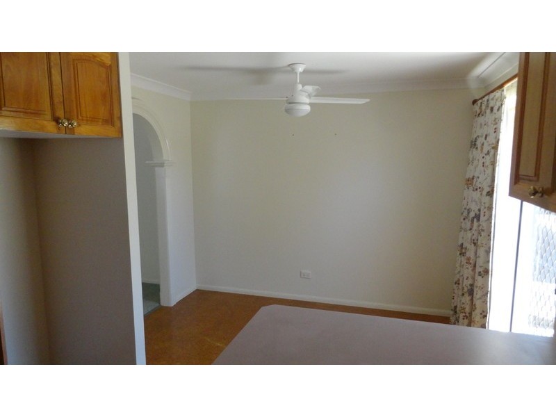 1/2 Paulene Crescent, Kearneys Spring QLD 4350