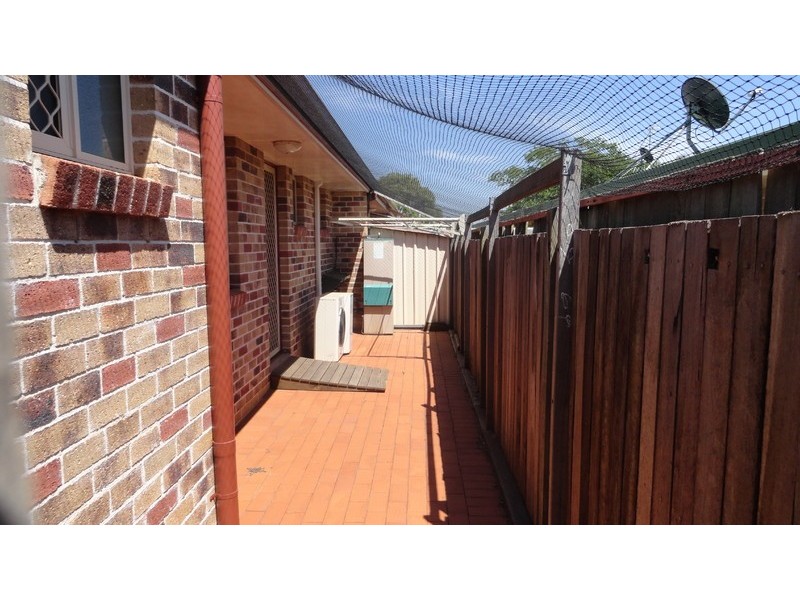 1/2 Paulene Crescent, Kearneys Spring QLD 4350