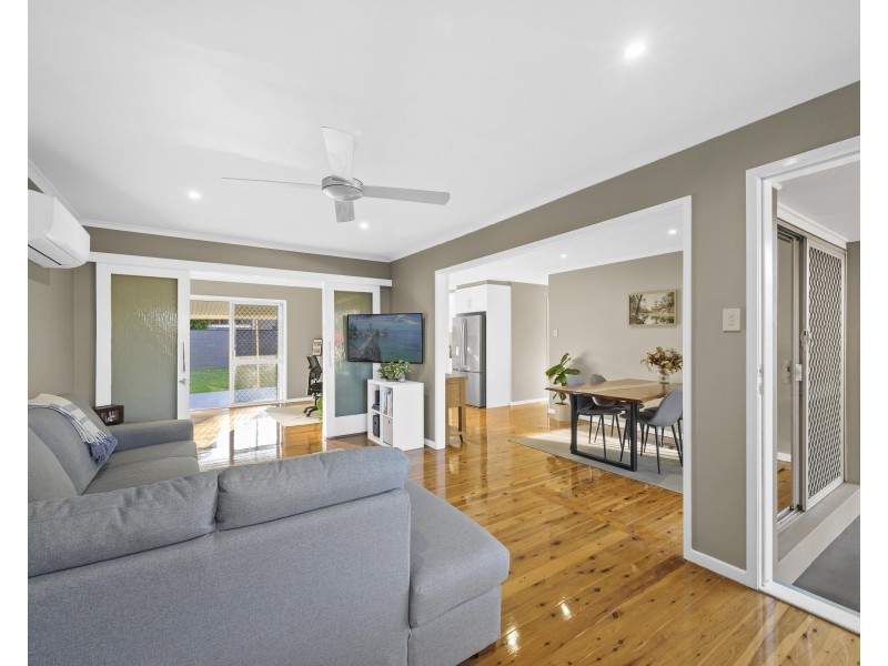 13 Raelyn Street, Centenary Heights QLD 4350