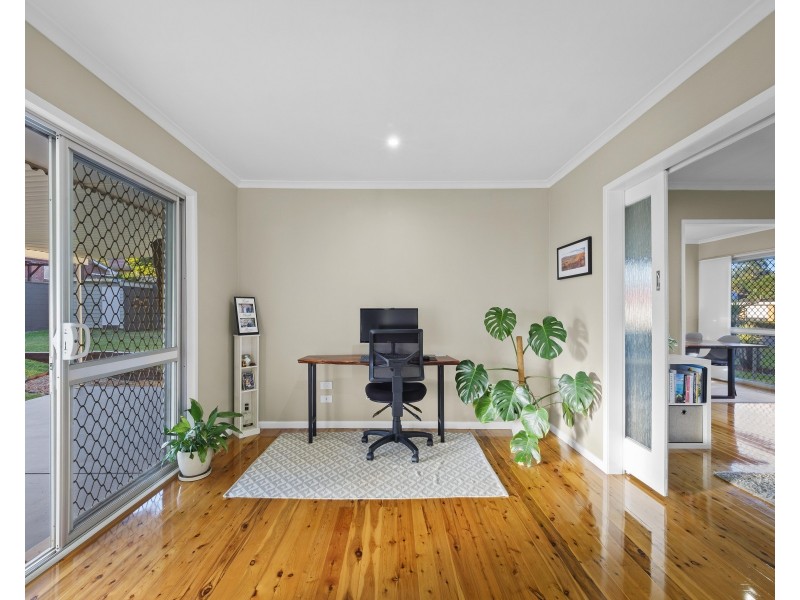 13 Raelyn Street, Centenary Heights QLD 4350