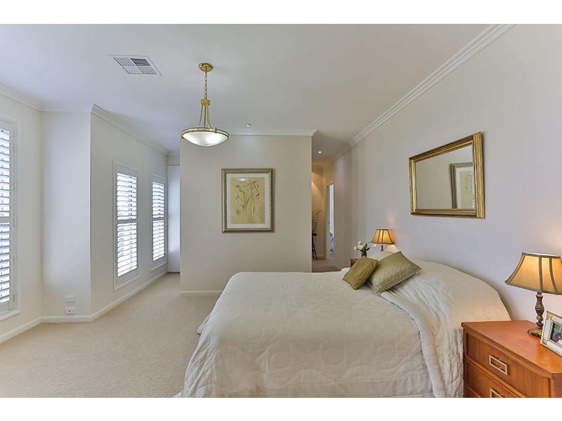 18 Colman Drive, Middle Ridge QLD 4350