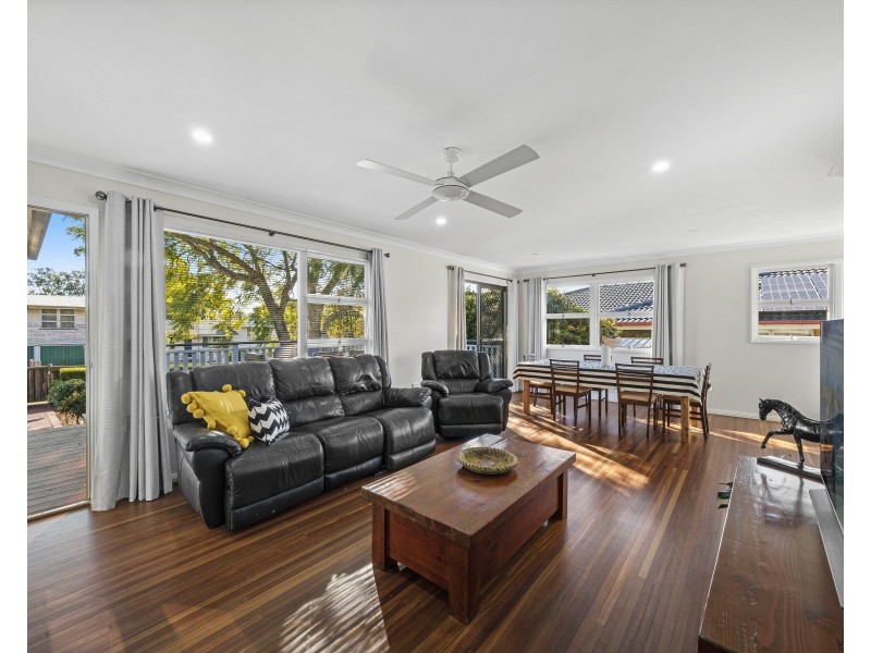 8 Erbacher Street, Centenary Heights QLD 4350