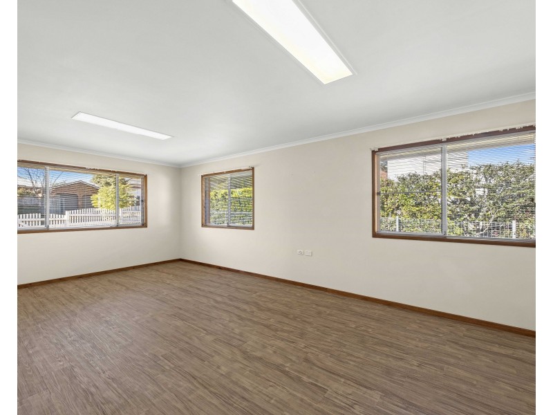 2 Dunmore Street, East Toowoomba QLD 4350