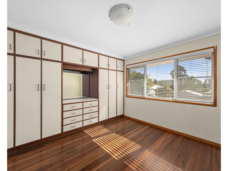 2 Dunmore Street, East Toowoomba QLD 4350