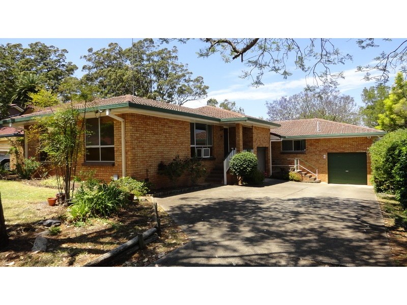 1/8 SPIES Court, Mount Lofty QLD 4350