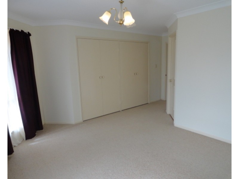 41 Dandelion Drive, Middle Ridge QLD 4350