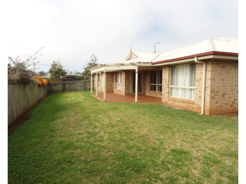 41 Dandelion Drive, Middle Ridge QLD 4350