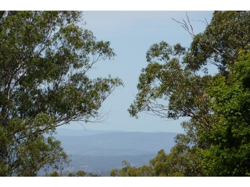 337 Rowbotham Street, Middle Ridge QLD 4350