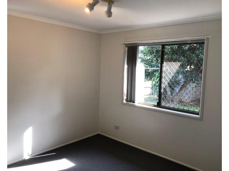 11 Lorraine Crescent, Centenary Heights QLD 4350