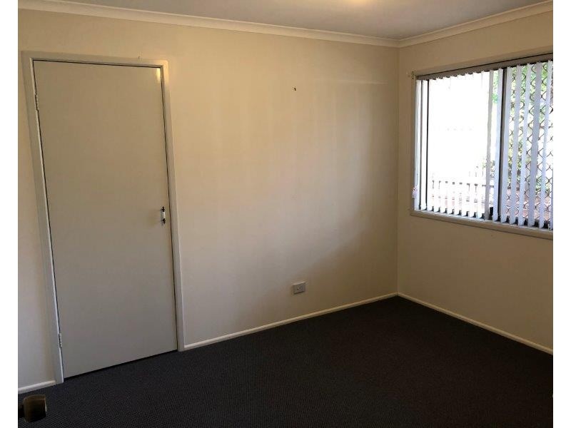 11 Lorraine Crescent, Centenary Heights QLD 4350