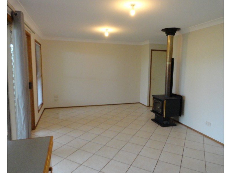 4 Zoe Court, Centenary Heights QLD 4350