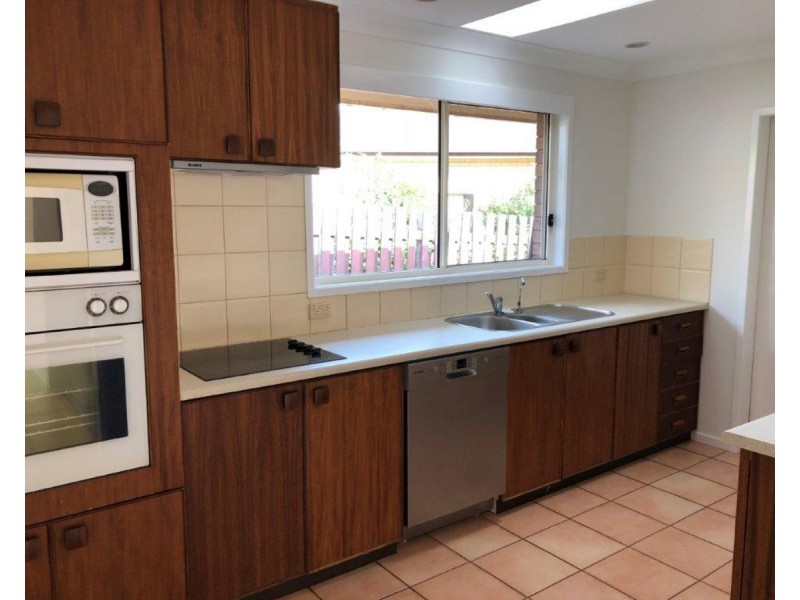 1 Mina Street, Rangeville QLD 4350