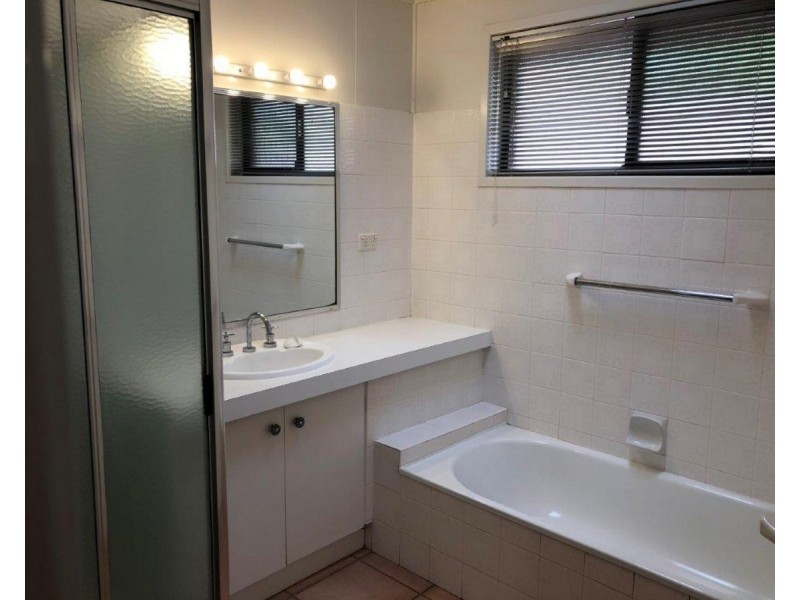 1 Mina Street, Rangeville QLD 4350